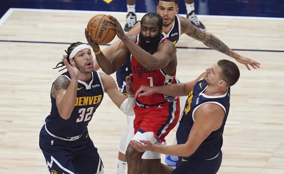 塔图姆击败老对手哈登，晋级之路一路高歌！的简单介绍-爱游戏手机版