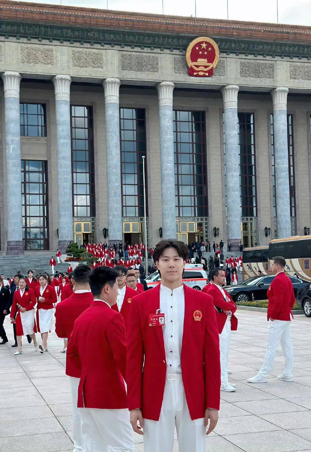 关于中国女排回归首秀大放异彩，国乒主场球迷高呼名字的信息-爱游戏入口