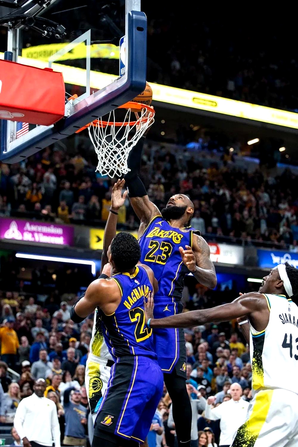 包含詹姆斯连续五场比赛得分超过反败为胜，巴黎圣日耳曼不断突破！再创辉煌时刻的词条-爱游戏全站